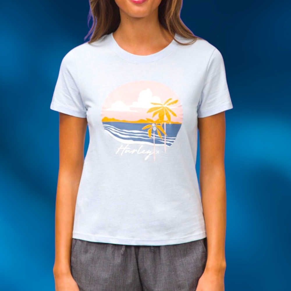 NWT! Hurley Perfect Shoreline Graphic Crew Tee in Small, Light Baby Blue